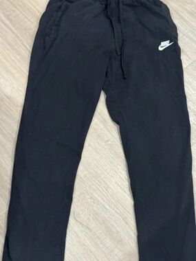 Nike Women's Sportswear Club Black Sweatpants Size Medium